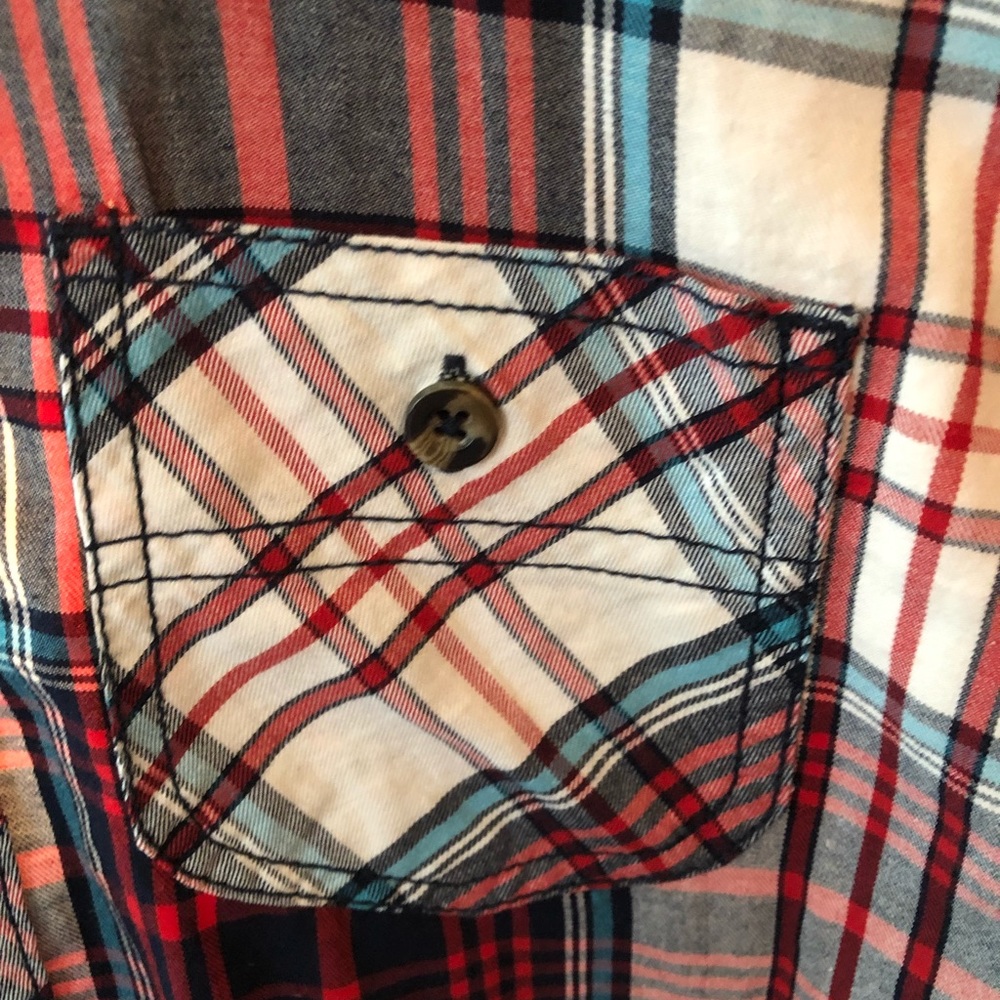 Lightweight button down - Picture 5 of 5